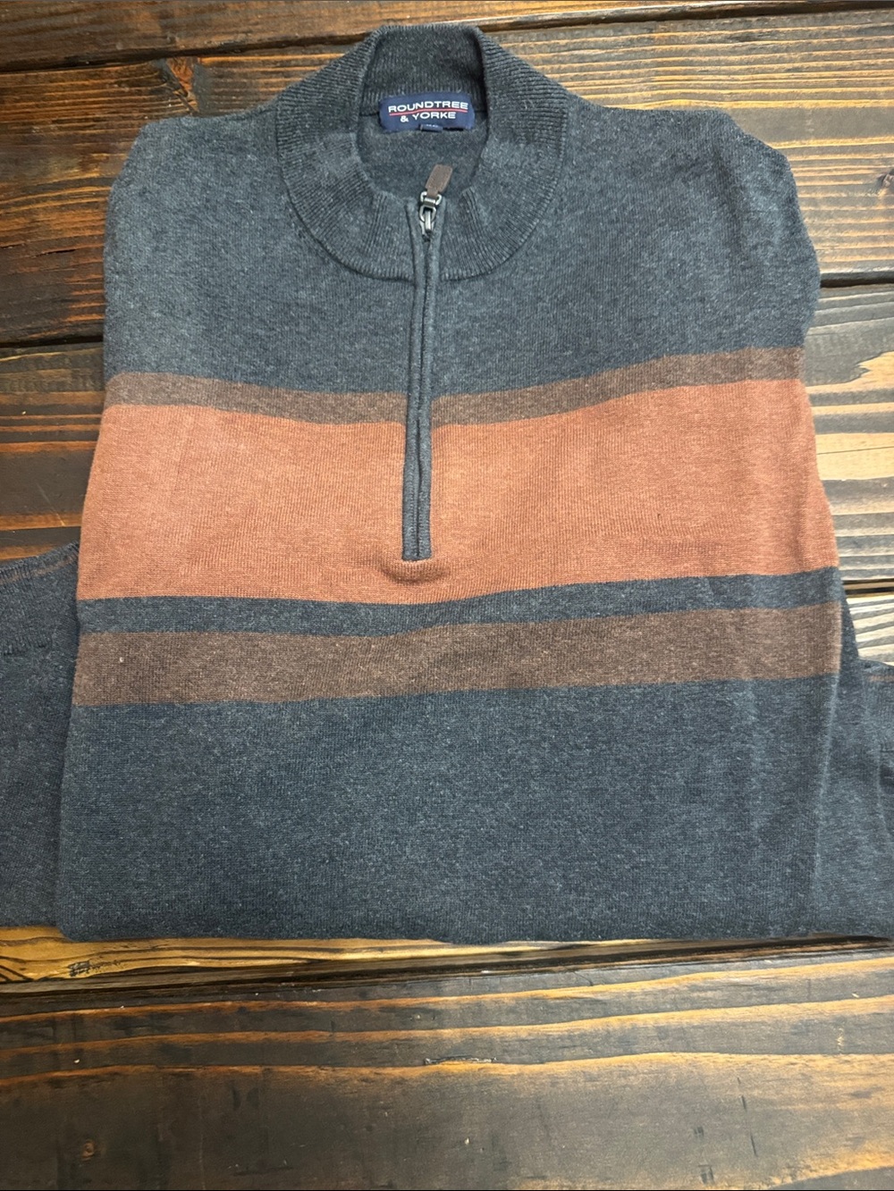 Roundtree & Yorke Men's Charcoal and Rust Zip-Up Sweater
